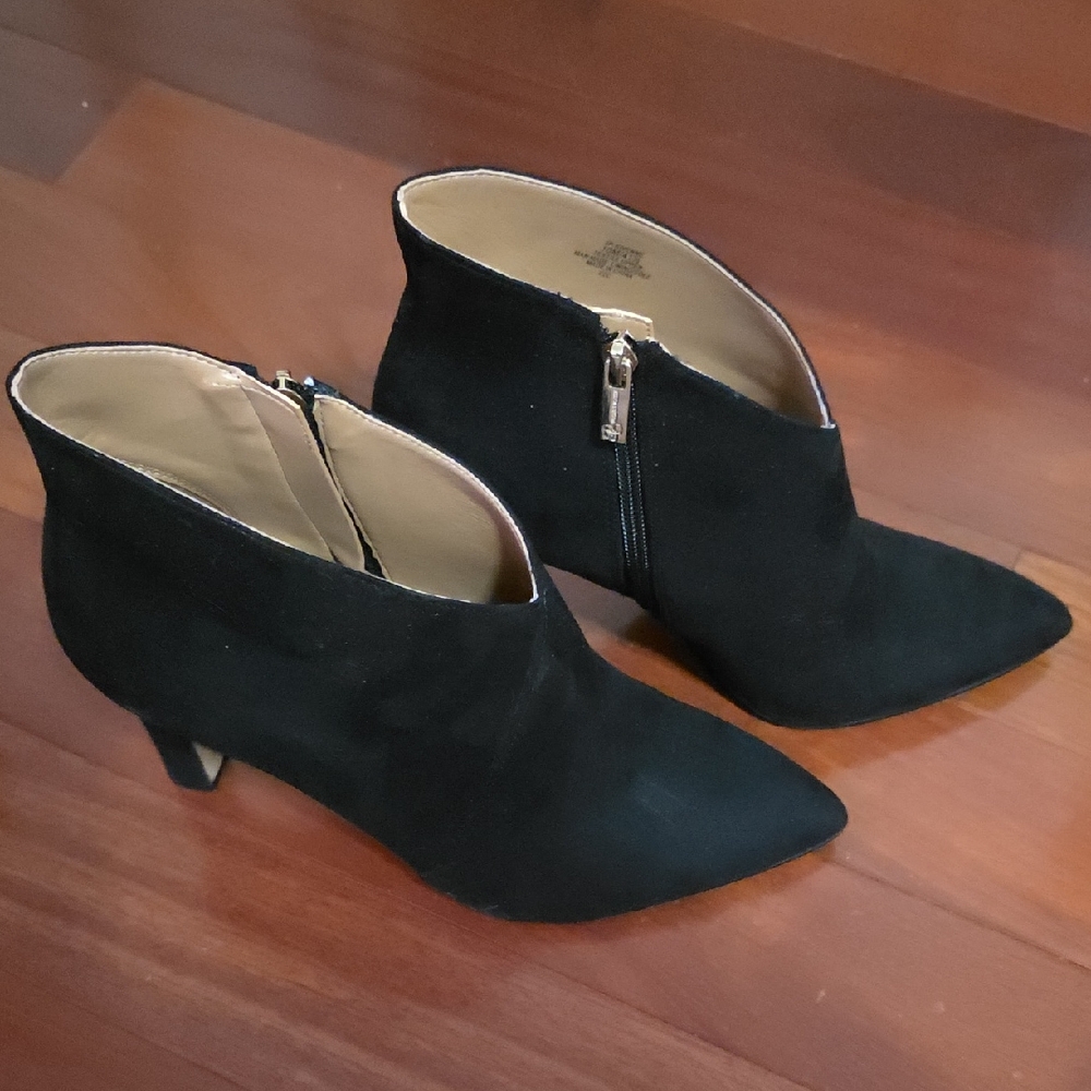 Jessica Simpson Black Heeled Boots
